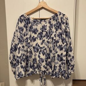 Whimsical Floral Print Puff Sleeve Top - S
